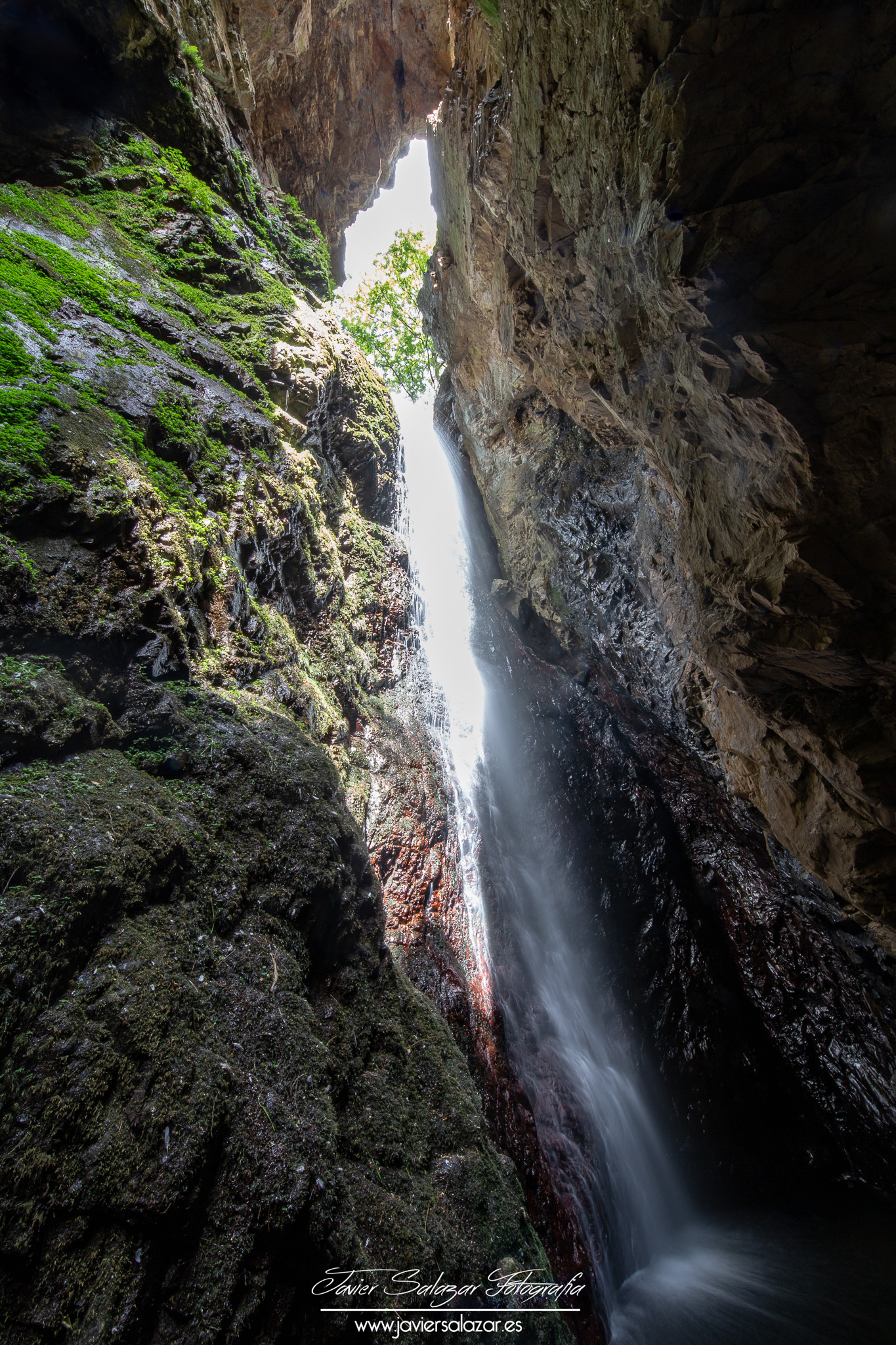 Cascada cola de caballo de Nocedo